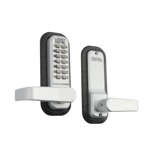 Chain Link DAC Combo Lock and Lever Handle 