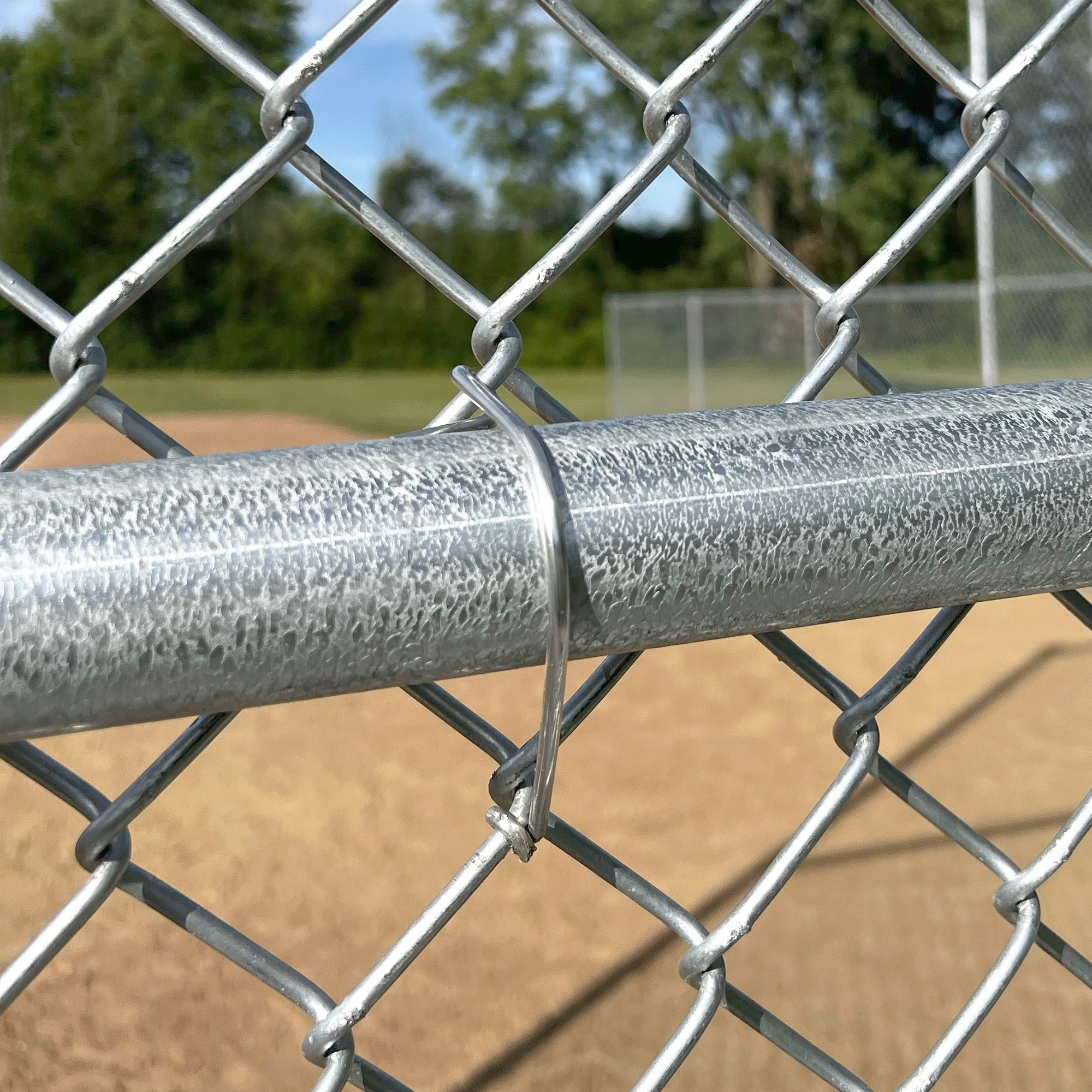 How Do I Use Fence Ties On A Chain Link Fence? Resources Hub